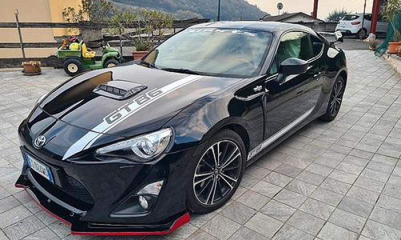 Toyota Gt86 - 2013...