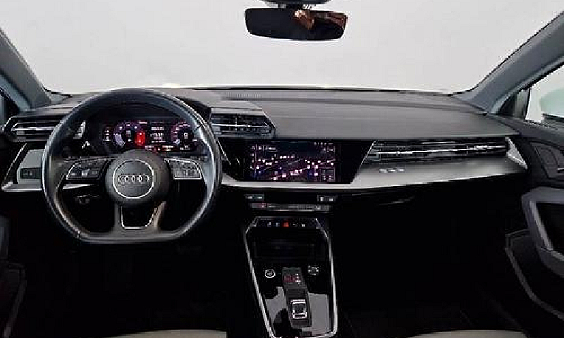 Audi A3 Berlina 2000...