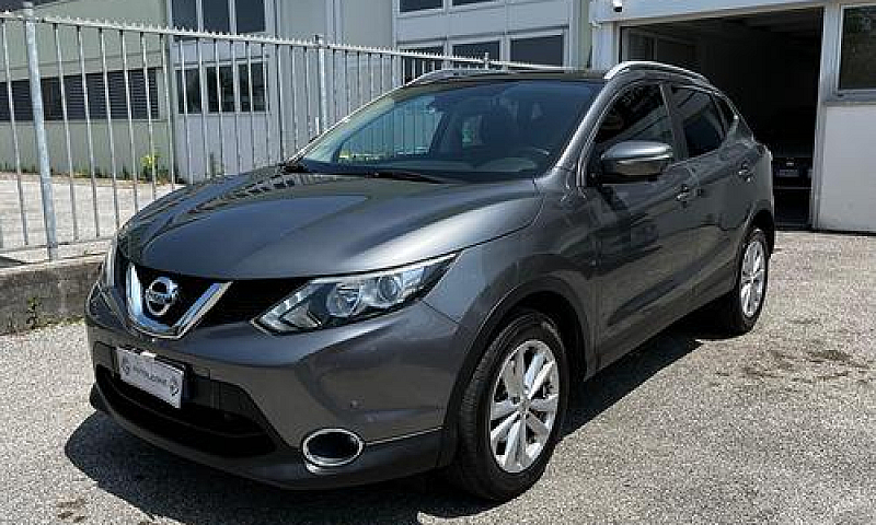 Nissan Qashqai 1.5 D...