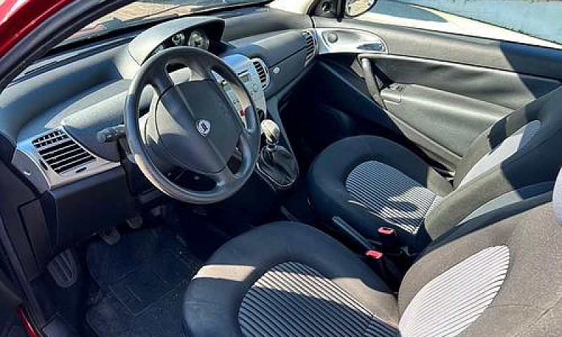Lancia Ypsilon 1.2 A...