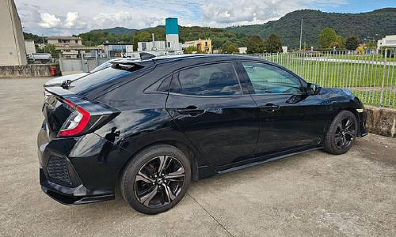 Honda Civic 10Th ,1....