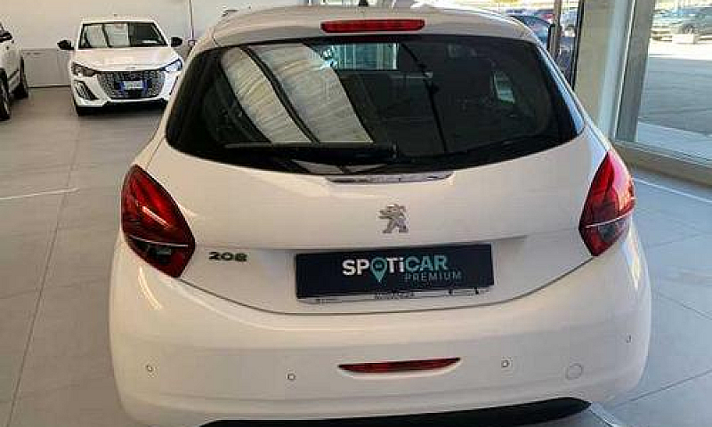 Peugeot 208 Puretech...