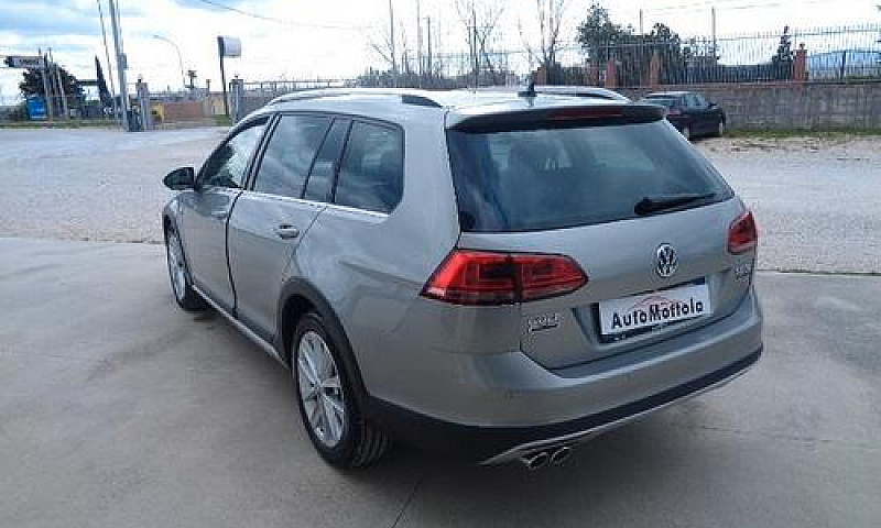 Volkswagen Golf Vari...