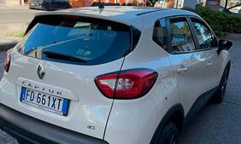Renault Captur 1.5 D...