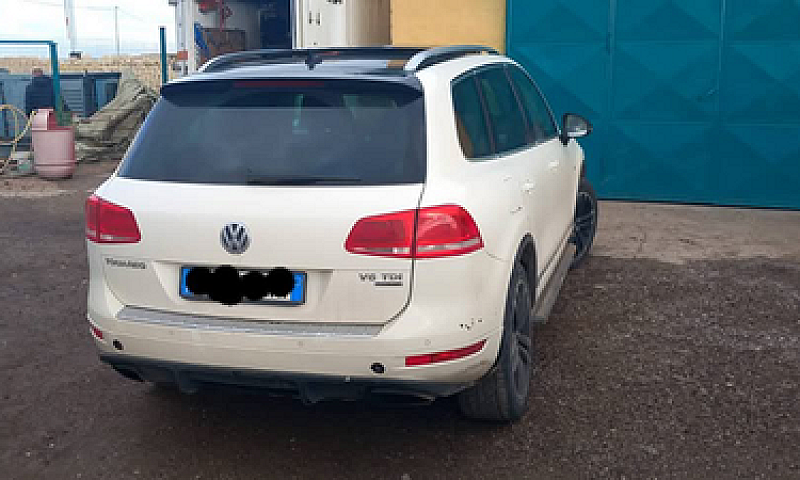 Volkswagen Touareg 3...