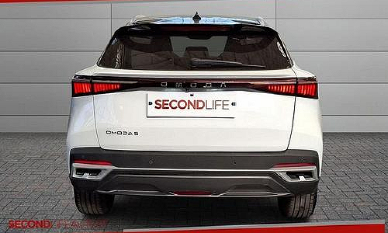 Omoda 5 Omoda 1.6 Tg...