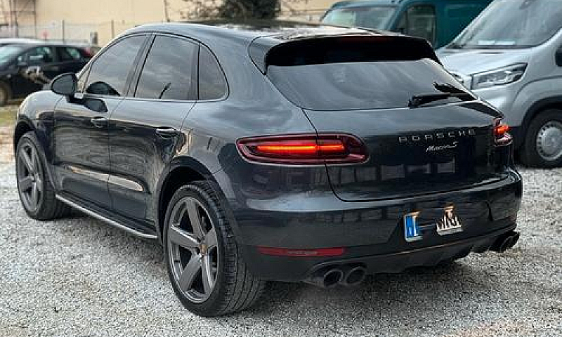 Porsche Macan 3.0 S ...