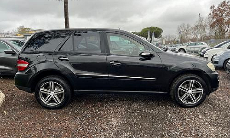 Mercedes-Benz Ml 320...