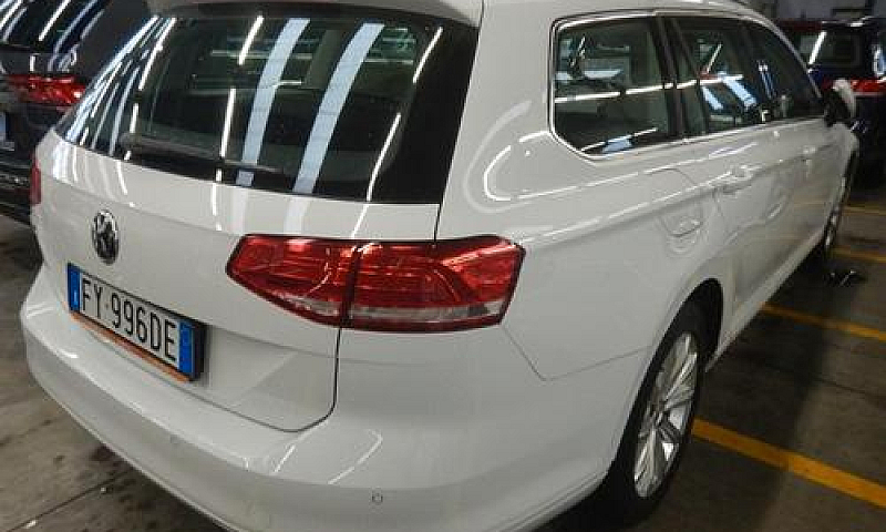 Volkswagen Passat Sw...