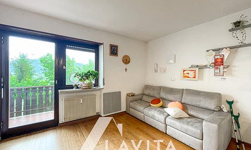 Trilocale Con Balcon...