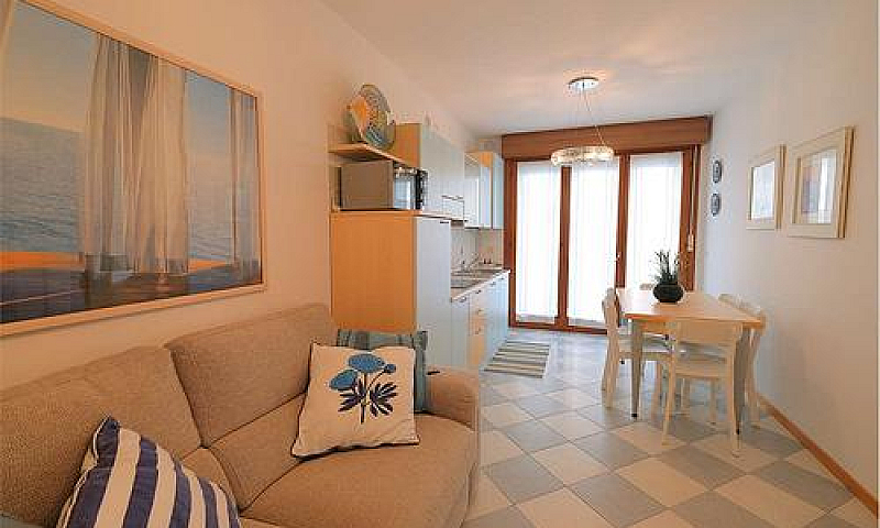 Rif 9004 Residence C...
