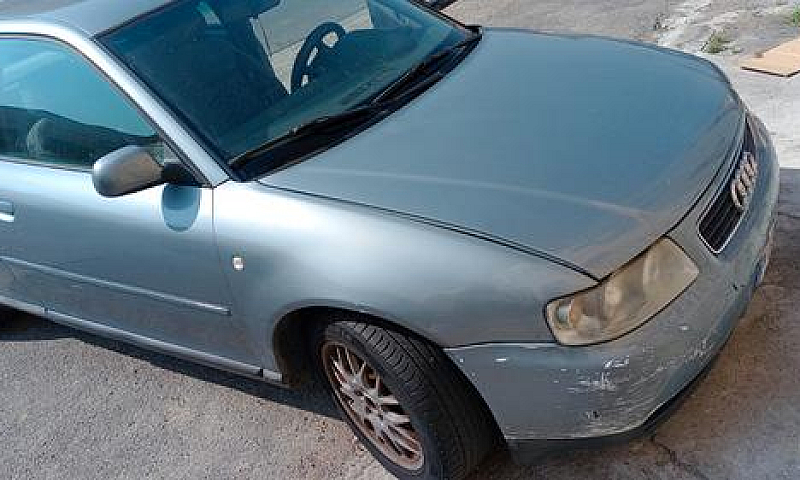 Audi A4 1ª Serie - 2...
