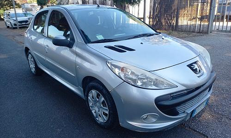 Peugeot 206 74.000Km...