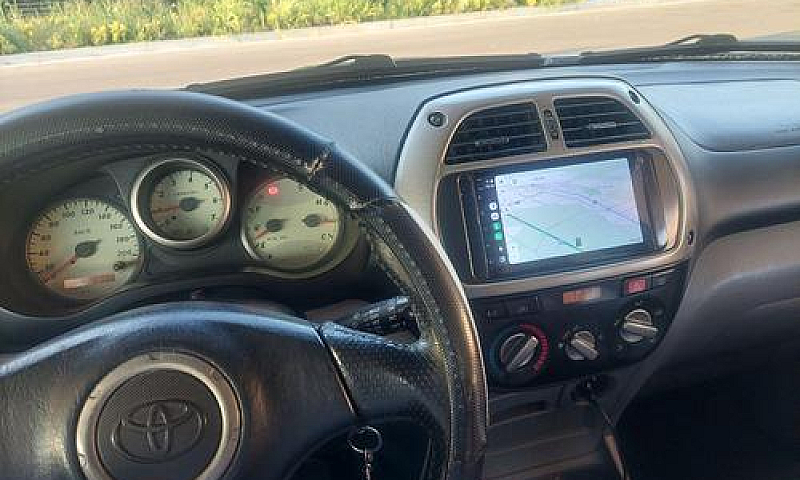 Toyota Rav4...