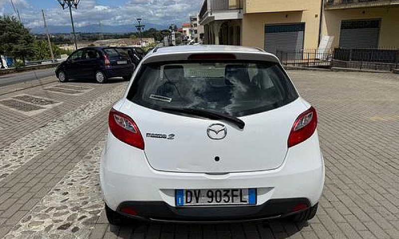 Mazda2 1.3 16V 86Cv ...