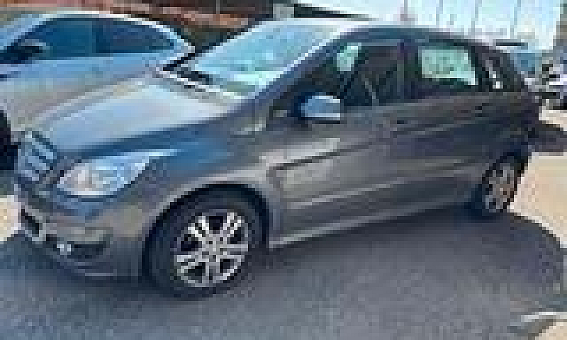 Mercedes-Benz B 180 ...