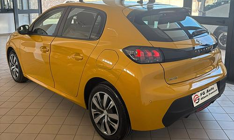 Peugeot 208 Puretech...