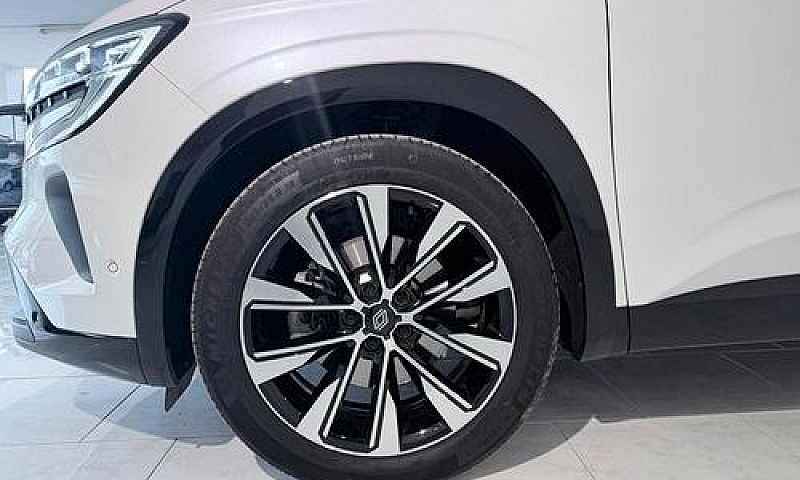 Renault Austral Hybr...