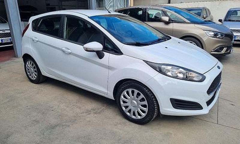 Ford Fiesta Plus 1.5...