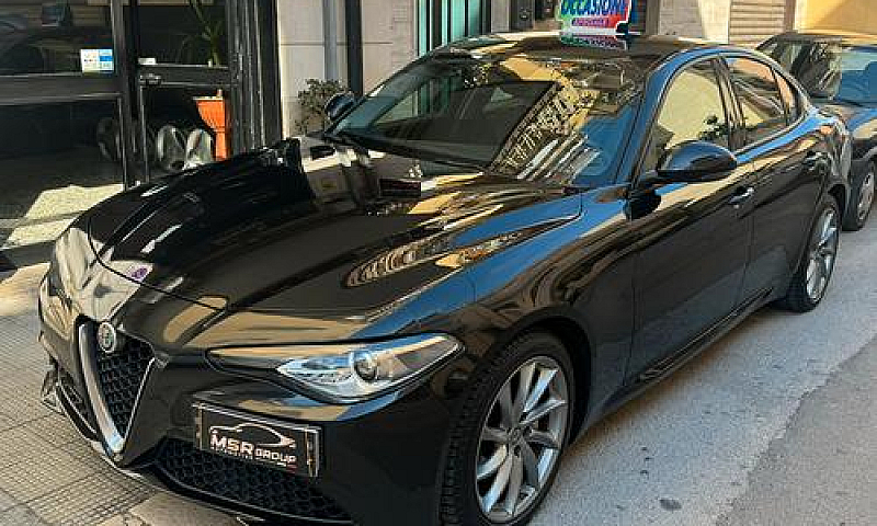 Alfa Romeo Giulia 2....