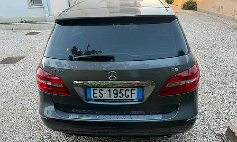 Mercedes Classe B...
