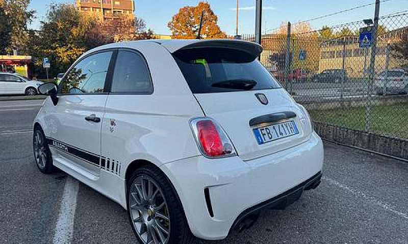 Abarth 595 1.4 Turbo...
