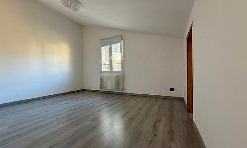 Appartamento In Via....