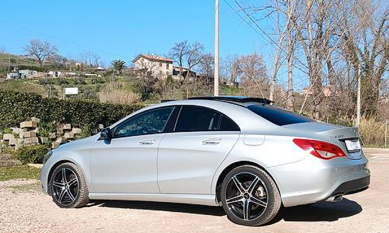 Mercedes-Benz Cla 18...
