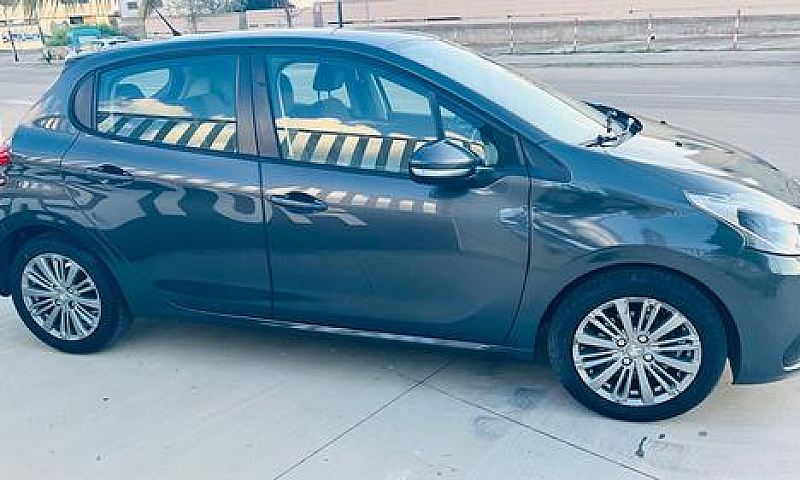 Peugeot 208 Bluehdi ...