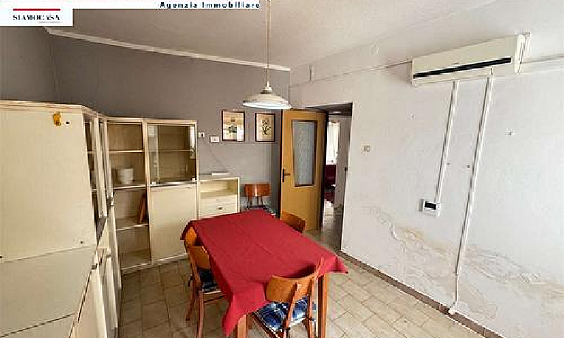 Casa Di Circa 250 Mq...