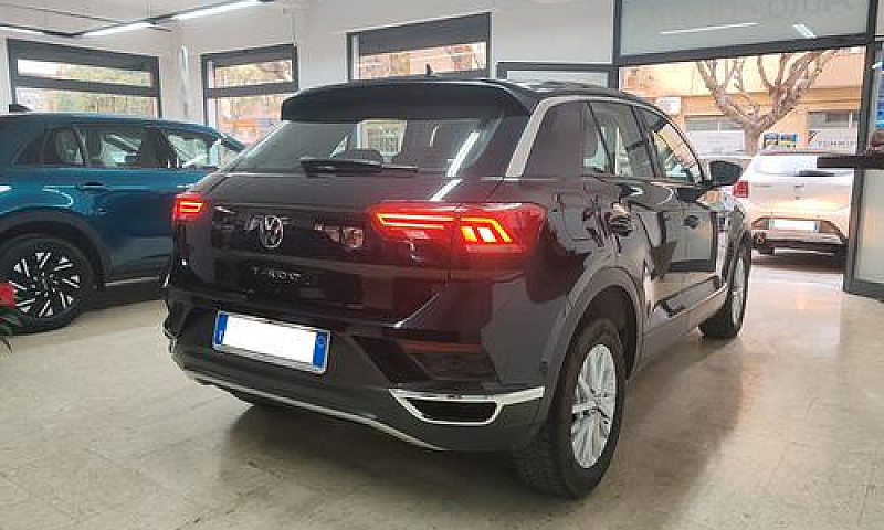 Volkswagen T-Roc 2.0...