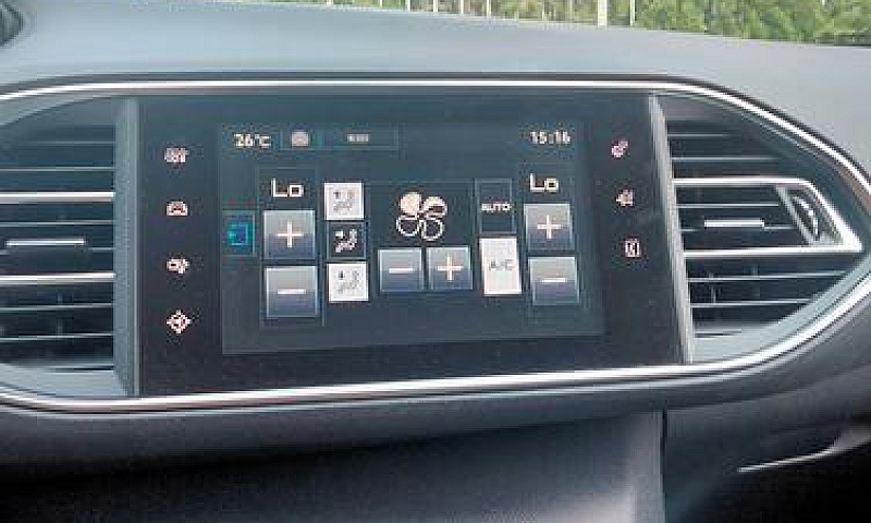 Peugeot 308 1.6 E-Hd...