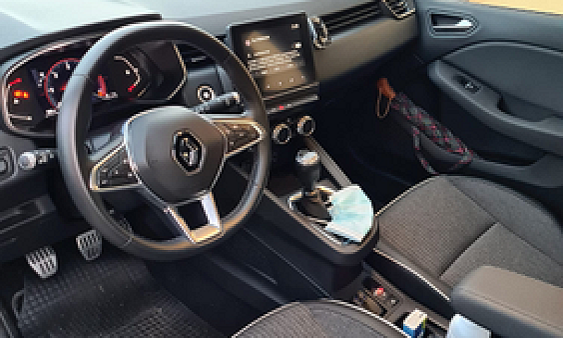 Renault Clio 5...