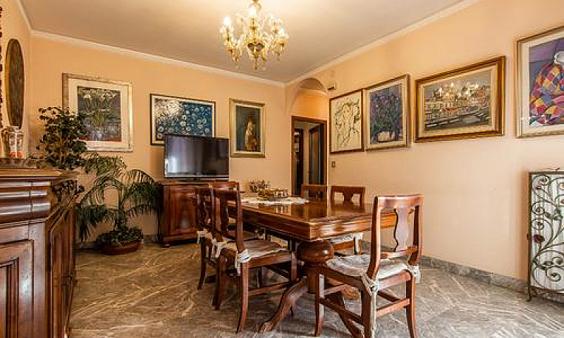 Nazareth: 2 Appartam...