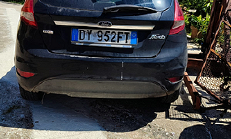 Ford Fiesta 1.4 Tita...