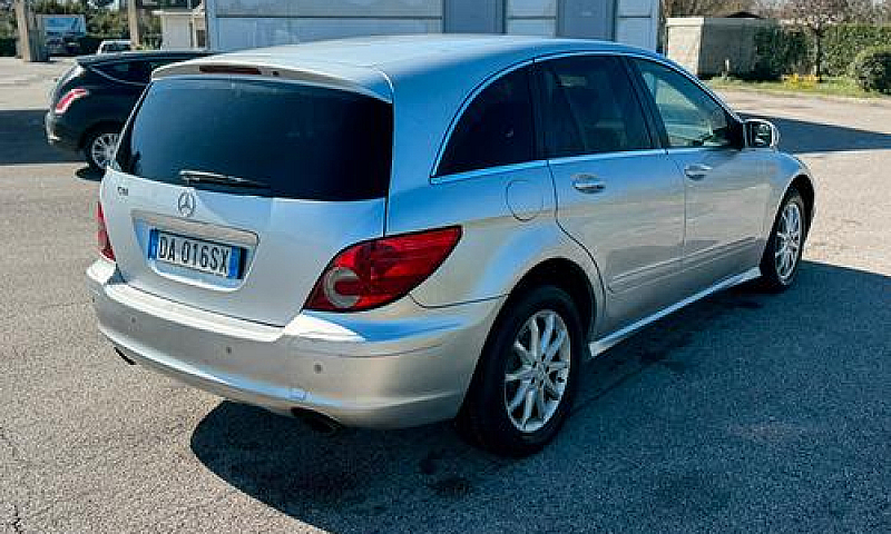 Mercedes Classe R 32...