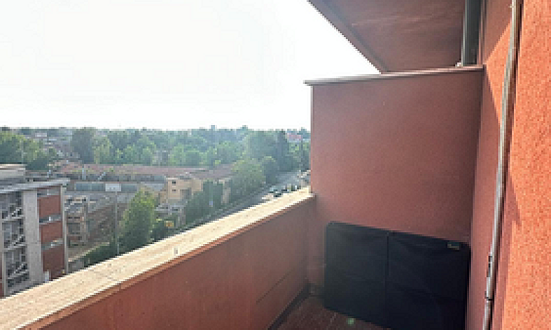Monolocale A Legnano...