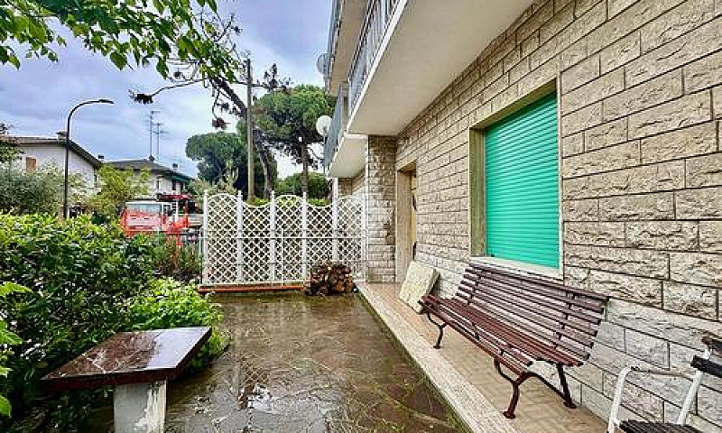 2 Locali A Ravenna...
