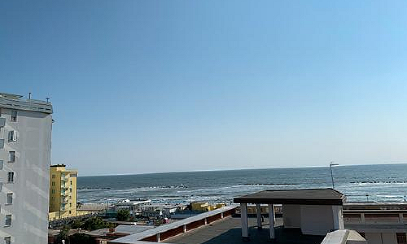 Fronte Mare A Lido D...