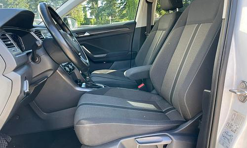 Volkswagen T-Roc 1.5...