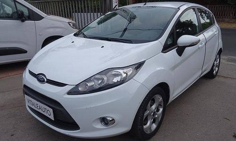 Ford Fiesta 1.2 82 C...