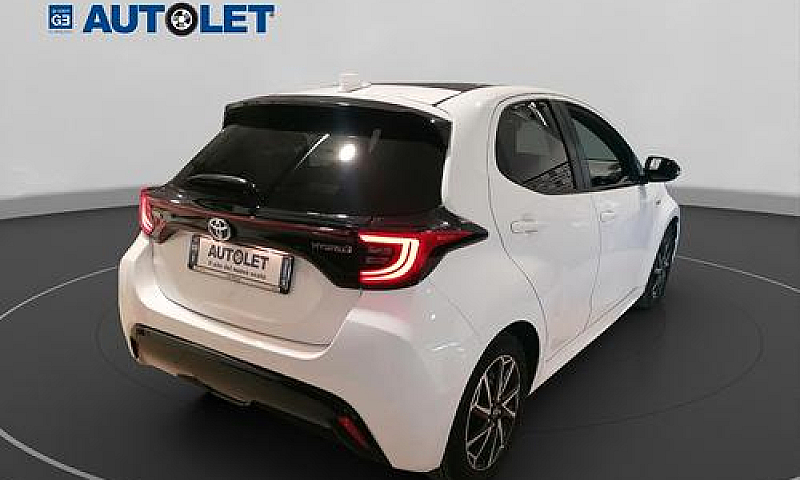 Toyota Yaris 1.5 Hyb...