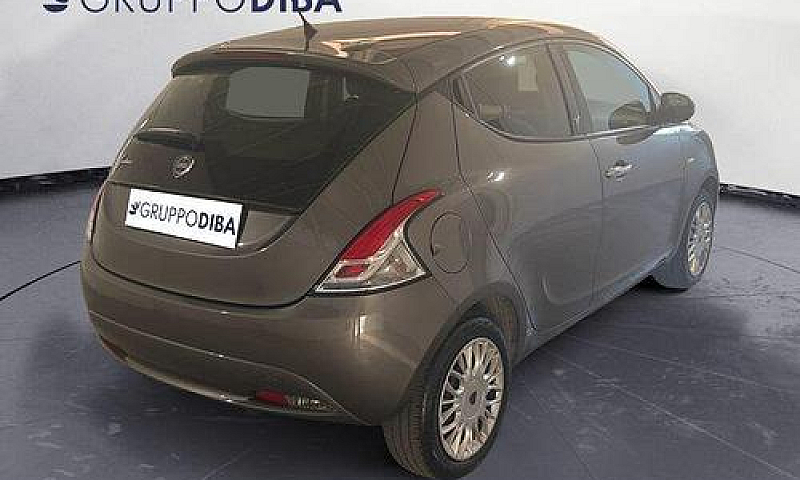 Lancia Ypsilon Iii 2...