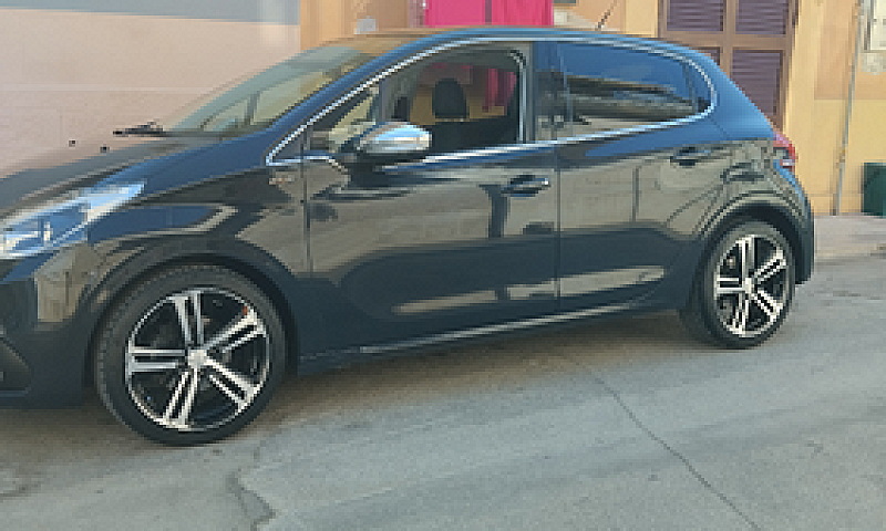 Peugeot 208 Gt Line...