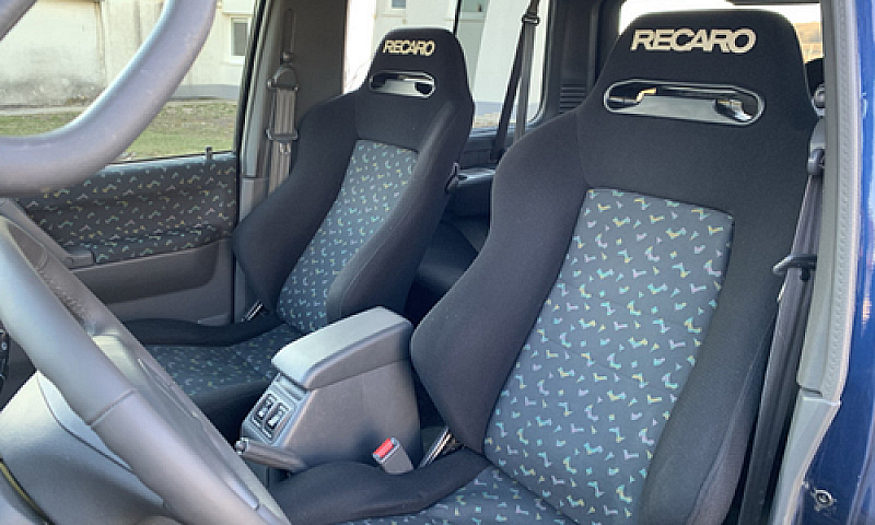 Pajero Trophy 3.5 V6...