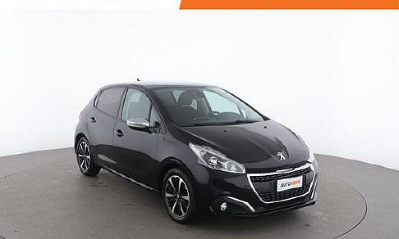 Peugeot 208 1° Serie...