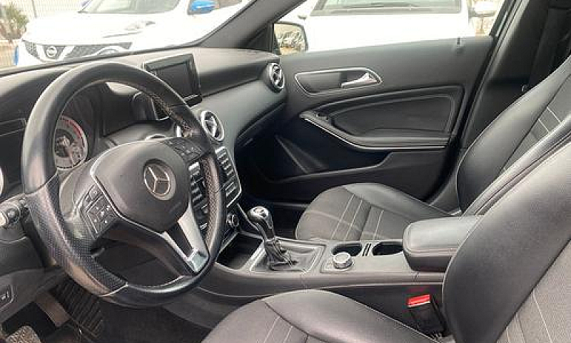 Mercedes-Benz A 180 ...