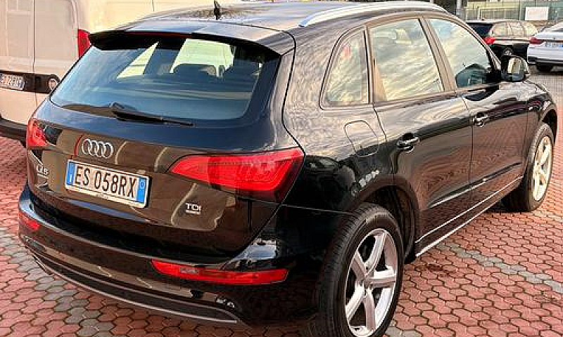Audi Q5 2.0 Tdi S-Li...