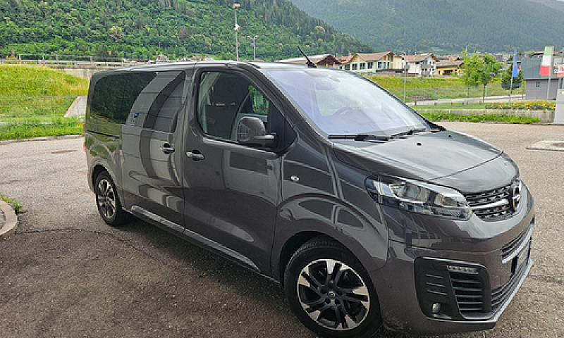 Opel Zafira Life 2.0...