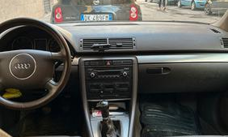 Audi A4...